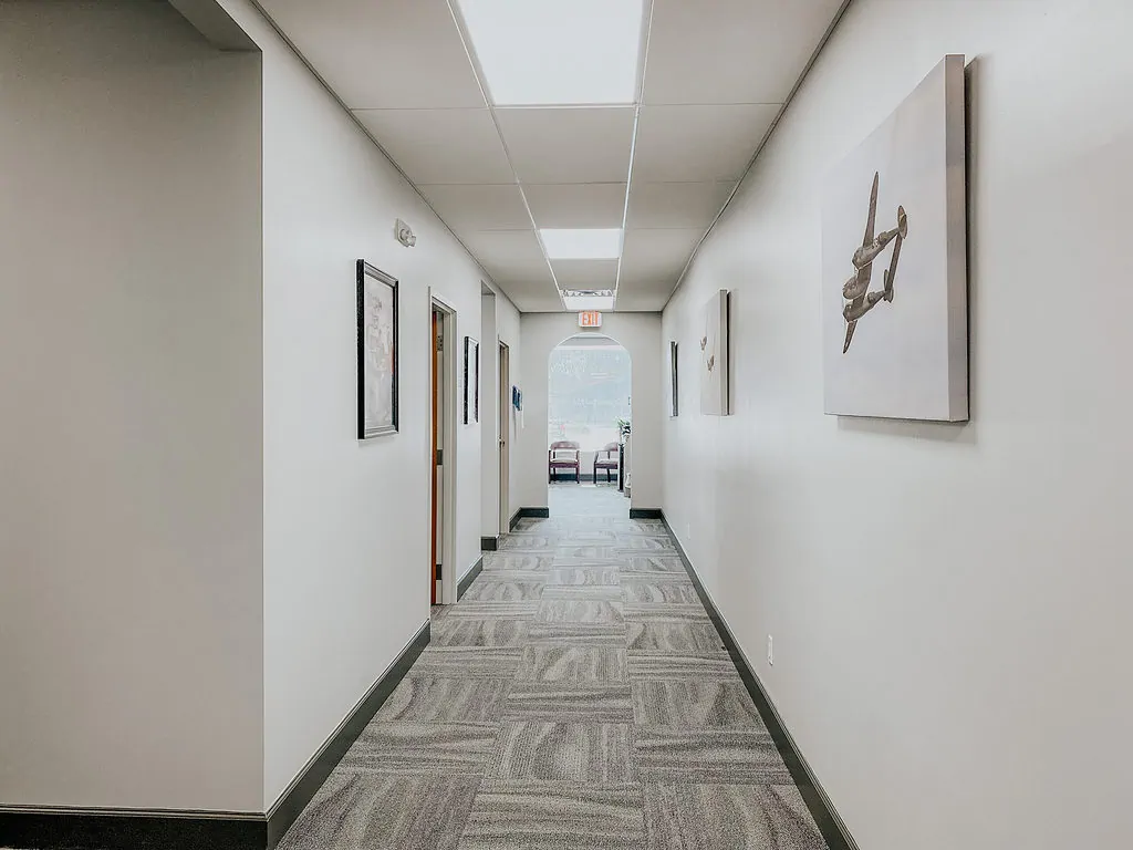 Hallway View in Park Avenue Shopping Center